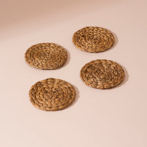 Set of 4 water hyacinth coasters in round seagrass design